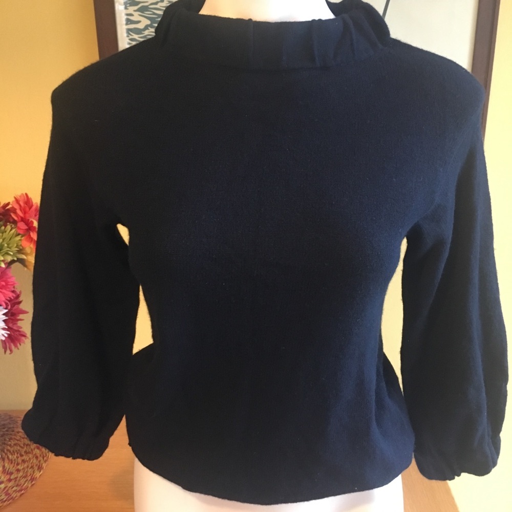 Vince 100% Cashmere Dark Navy Blue Sweater
